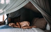 Trucuri simple pentru un somn mai odihnitor – testate și recomandate